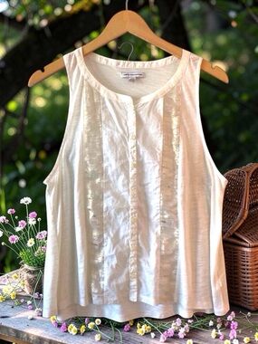 American Eagle Outfitters Cream Button-Front Sleeveless Tank